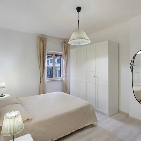 Son Blanc Apartment *