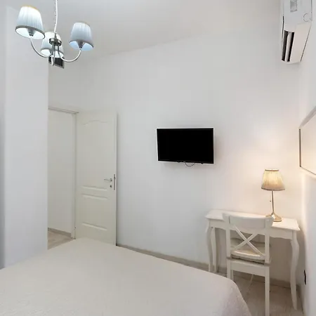 Son Blanc Apartment