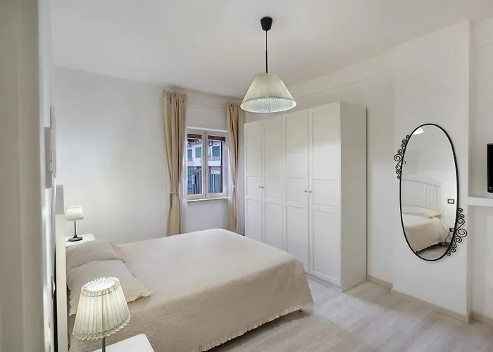 Son Blanc Apartment *